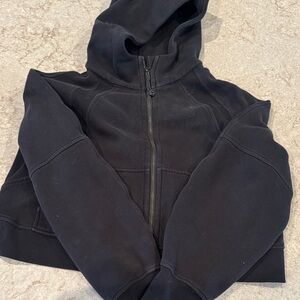 lululemon black cropped scuba hoodie